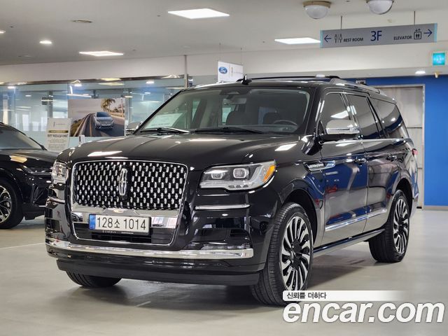 Lincoln Navigator 4-го поколения 3.5L Black Label - фото 0