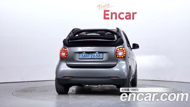 Smart Fortwo Cabrio 3-го поколения EQ - фото 3