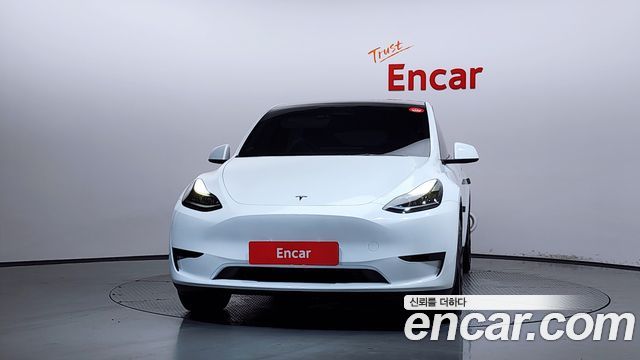 Tesla Model Y RWD - фото 2