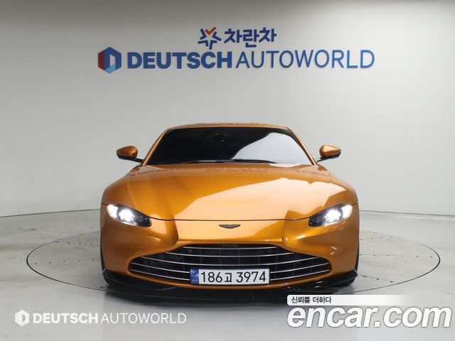 Aston Martin Vantage 2-го поколения 4.0 V8 Coupe - фото 2