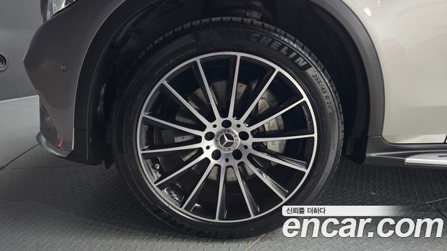 Mercedes-Benz GLC-Class X253 GLC300 4MATIC AMG Line - фото 4