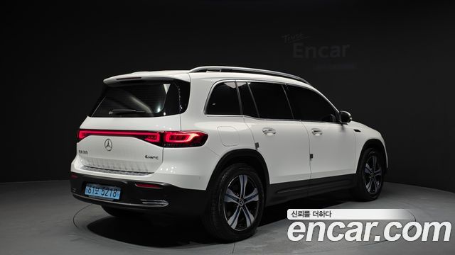 Mercedes-Benz EQB X243 EQB300 4MATIC - фото 1