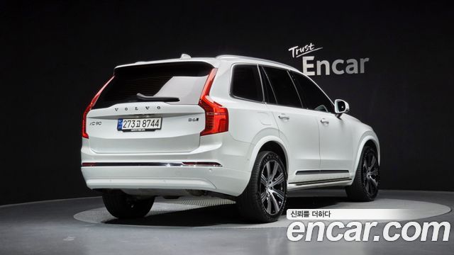 Volvo XC90 2-го поколения B6 Ultimate Bright - фото 1