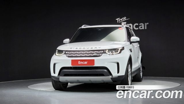 Land Rover Discovery 3.0 TD6 HSE - фото 2