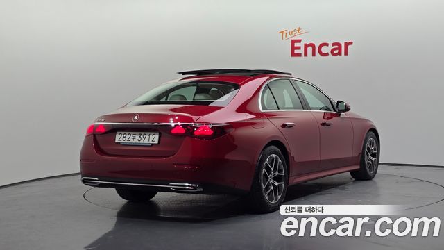 Mercedes-Benz E-Class W214 E200 Avantgarde - фото 1