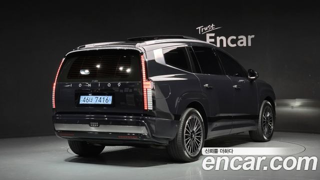 Hyundai Ioniq9 Performance Type AWD 6-Seater Calligraphy - фото 1