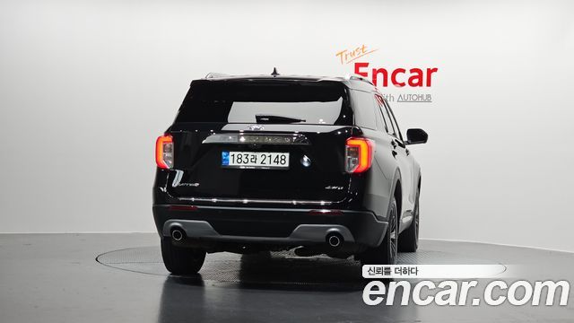 Ford Explorer 6-го поколения 2.3 LimIted 4WD - фото 3