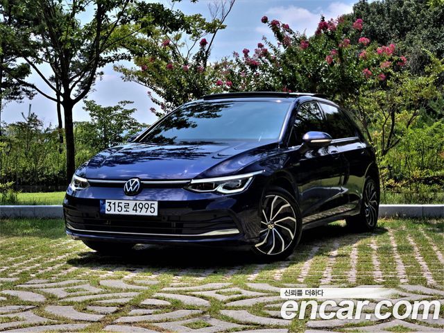 Volkswagen Golf 8-го поколения 2.0 TDI Prestige - фото 0