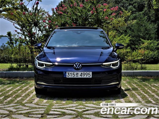 Volkswagen Golf 8-го поколения 2.0 TDI Prestige - фото 2