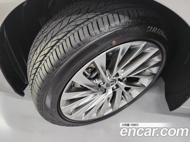 Lexus ES 300h 7-го поколения Executive - фото 4