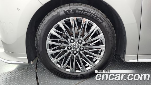 Lexus LM 2-го поколения 500h Executive - фото 4