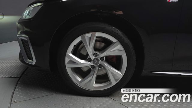Audi A4 B9 35 TDI Premium - фото 4