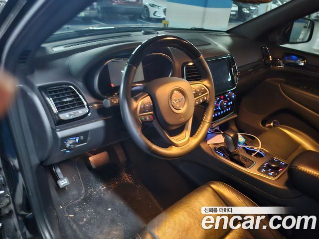 Jeep Cherokee 3.6 Overland WK2 - фото 4