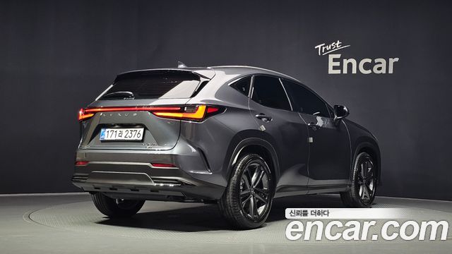 Lexus NX 350h 2-го поколения Premium - фото 1