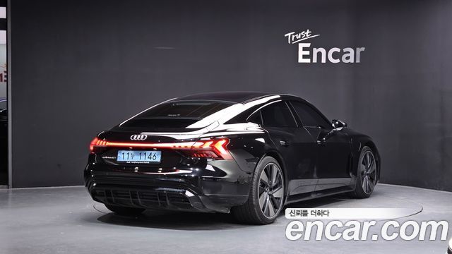 Audi e-Tron GT GT quattro Premium - фото 1
