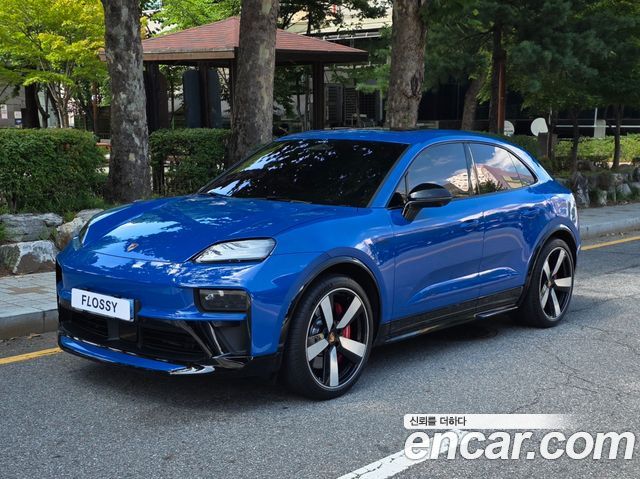 Porsche Macan EV GTS - фото 0