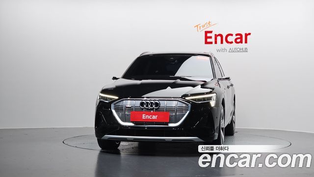 Audi e-Tron 55 Quattro Sportback - фото 1