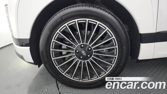 Hyundai Ioniq9 Performance Type AWD 6-Seater Calligraphy - фото 4