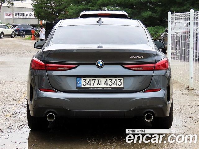 BMW 2 Series Gran Coupe F44 220i M Sports - фото 3