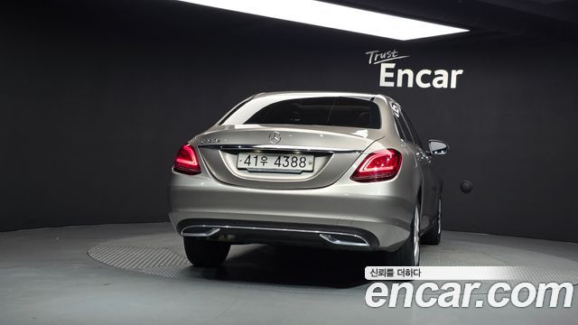 Mercedes-Benz C-Class W205 C220 d Avantgarde - фото 3