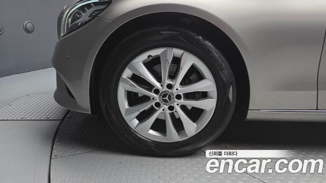 Mercedes-Benz C-Class W205 C220 d Avantgarde - фото 4