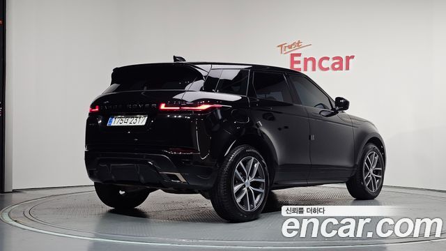 Land Rover Range Rover Evoque 2-го поколения P250 Dynamic SE - фото 0