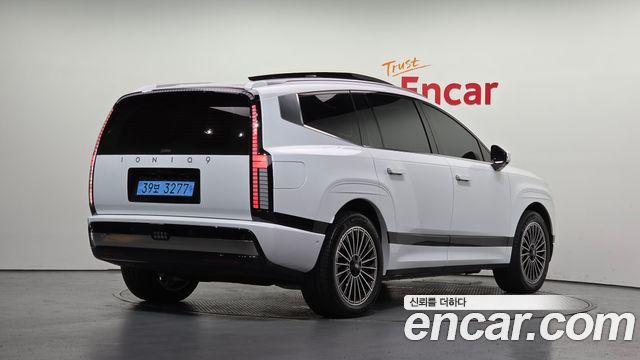 Hyundai Ioniq9 Performance Type AWD 6-Seater Calligraphy - фото 1