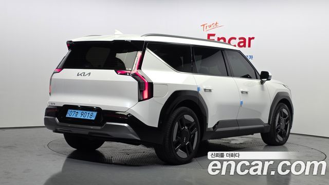 Kia EV9 Long Range 4WD Earth - фото 1