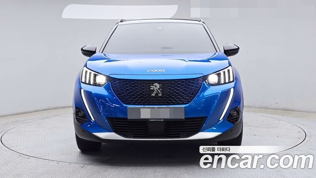 Peugeot 2008 2-го поколения EV GT - фото 2