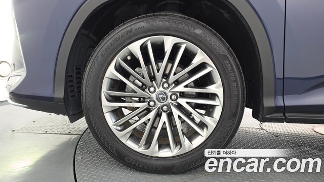 Lexus RX 450h 4-го поколения Executive - фото 4