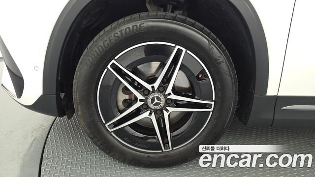 Mercedes-Benz EQA H243 EQA250 AMG Line - фото 4