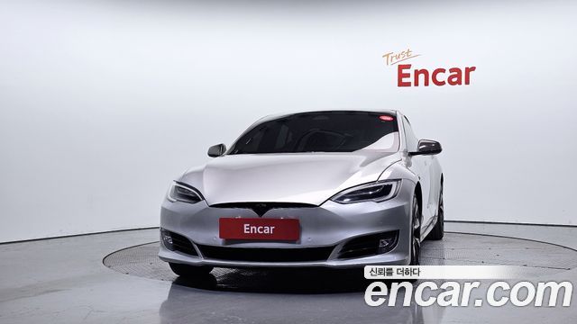 Tesla Model S Long Range - фото 2