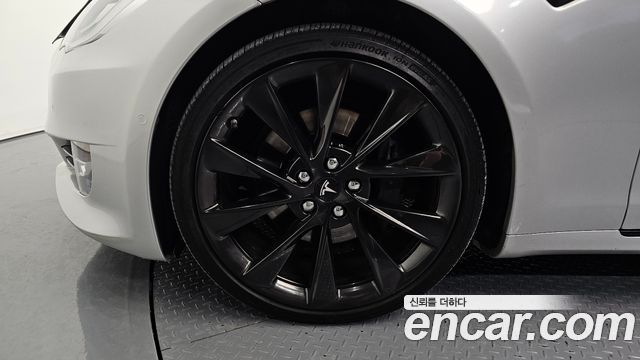 Tesla Model S Long Range - фото 4
