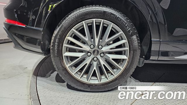 Audi Q3 F3 35 TDI Quattro Premium - фото 4