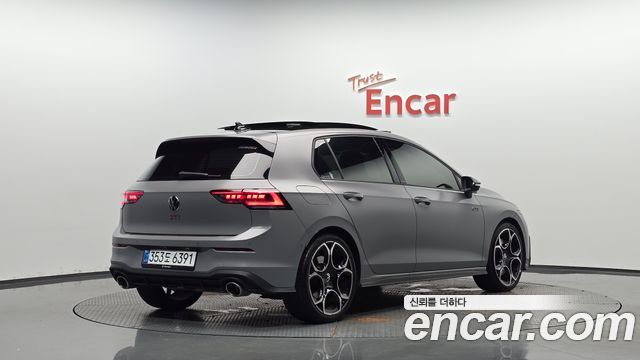 Volkswagen Golf 8-го поколения 2.0 GTI - фото 0