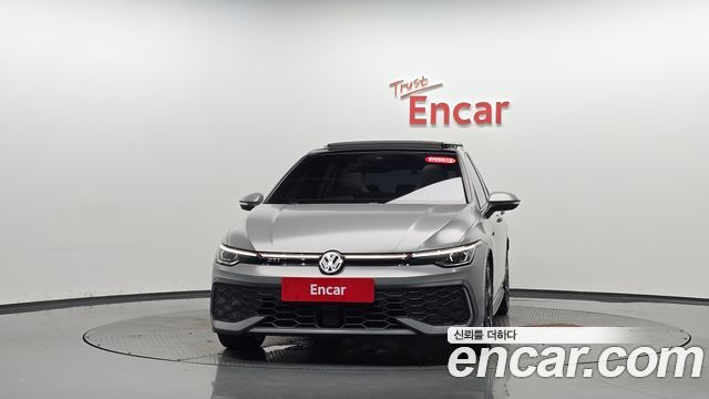 Volkswagen Golf 8-го поколения 2.0 GTI - фото 1