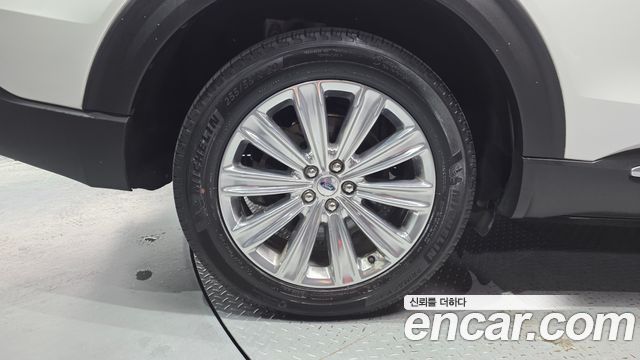 Ford Explorer 6-го поколения 3.0 PHEV - фото 4