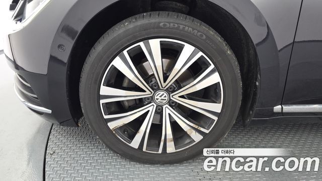 Volkswagen Arteon 2.0 TDI Premium - фото 4