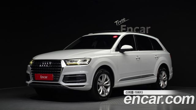 Audi Q7 45 TFSI Quattro - фото 0