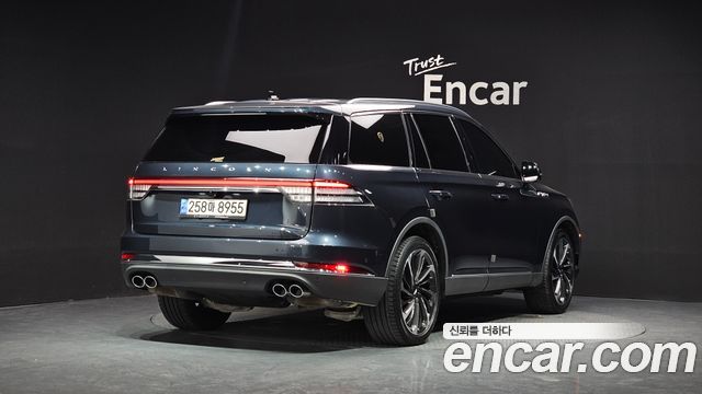 Lincoln Aviator 2-го поколения 3.0 Reserve AWD - фото 1