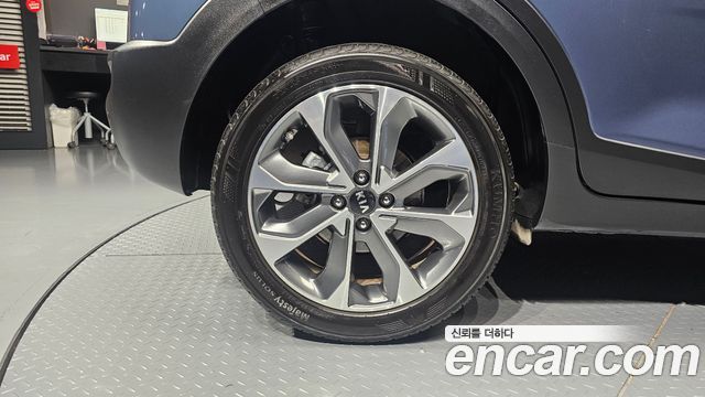 Kia Stonic 1.0 Turbo Prestige - фото 3