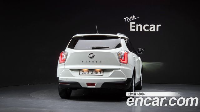 SsangYong Tivoli Armour VX 2WD - фото 3