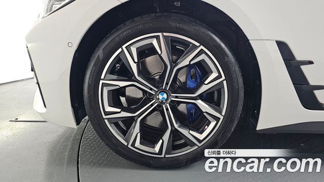 BMW 4 Series G22 420i M Sports GranCoupe - фото 3
