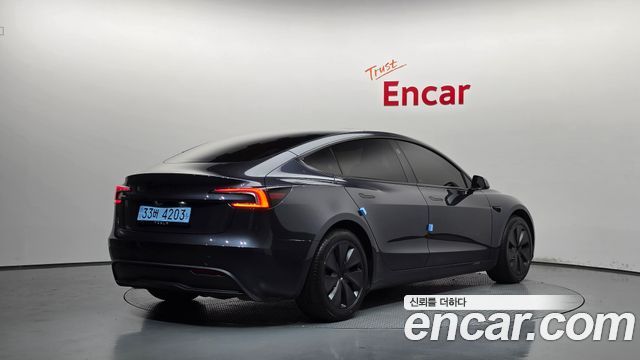 Tesla Model 3 RWD - фото 1
