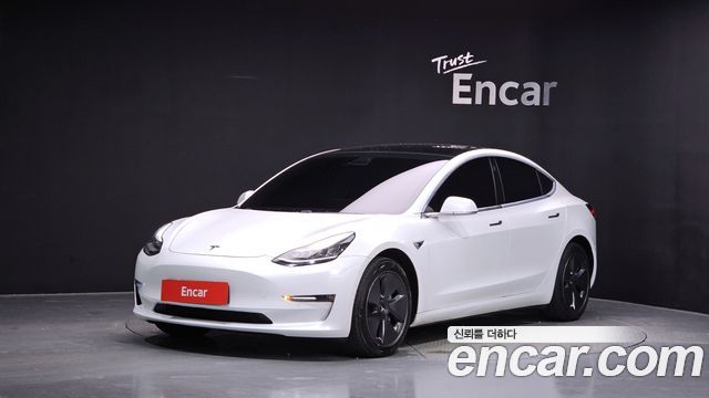 Tesla Model 3 Long Range AWD - фото 0