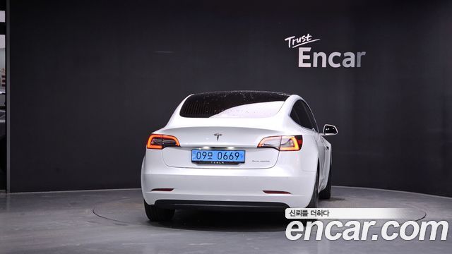 Tesla Model 3 Long Range AWD - фото 3