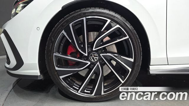 Volkswagen Golf 8-го поколения 2.0 GTI - фото 4