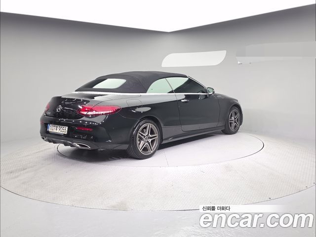Mercedes-Benz C-Class W205 C200 Cabriolet - фото 3