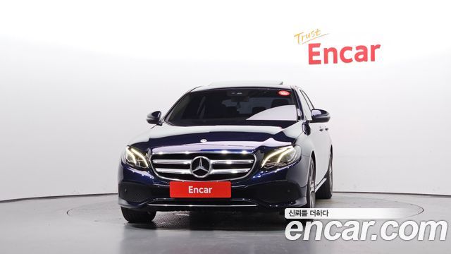 Mercedes-Benz E-Class W213 E300 Avantgarde - фото 2