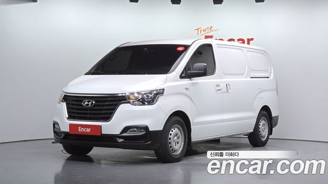 Hyundai Starex New Van 3-Seater Style - фото 0